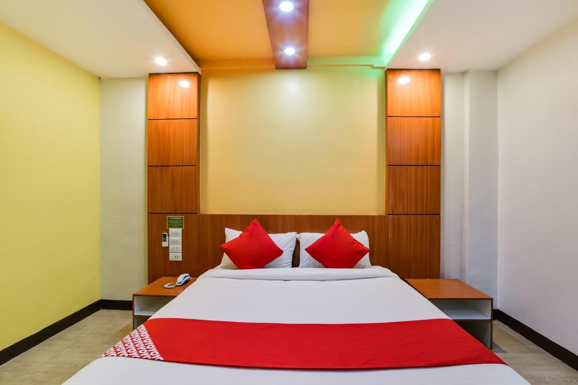 Oyo 473 Ranchotel Drive-in 3*