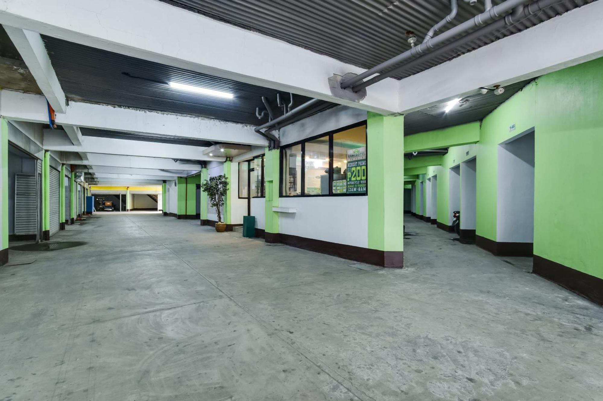 Hotel Oyo 473 Ranchotel Drive-in 3*